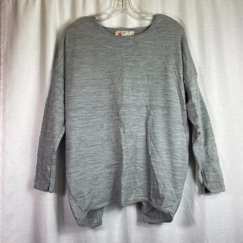 8 Red Butterflies Open Lower Back Sweater Gray Large